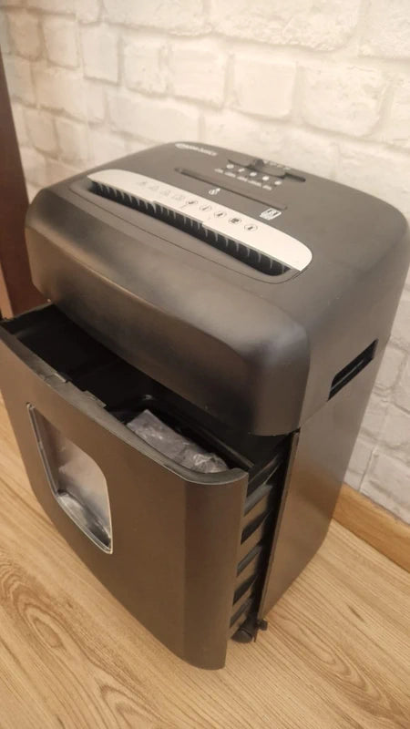 Niszczarka do papieru do naprawy / na części sprawna elektrycznie