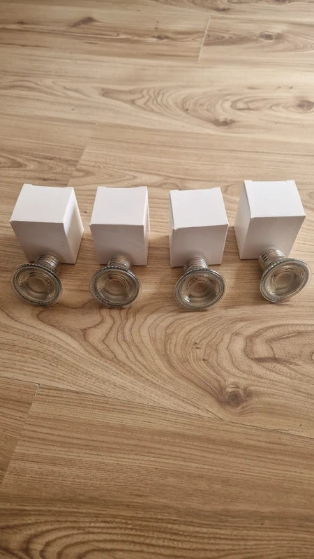 Zestaw 4 żarówek LED PAR16 (mały gwint E14)