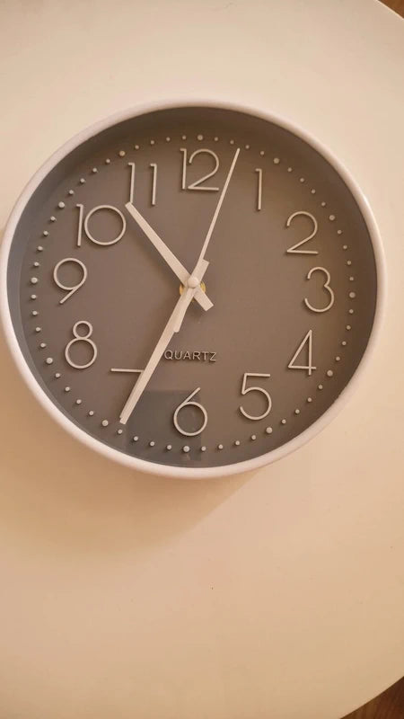 Zegar ścienny Quartz 20 cm biało-szary