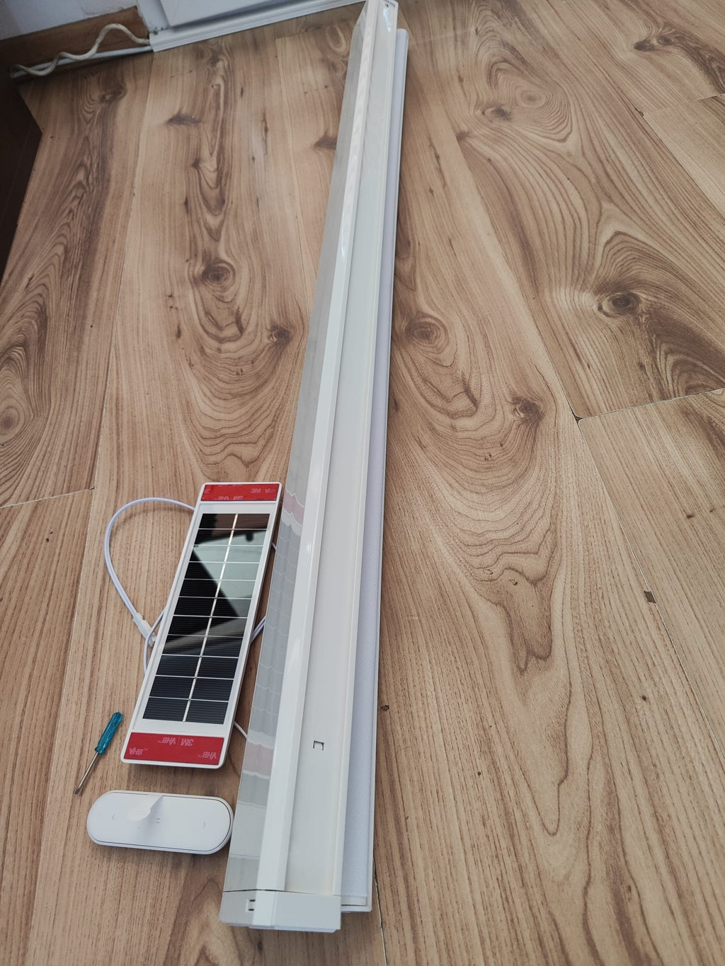 Smart Roleta Automatyczna M132 Classic+ 100 cm Solar USB-C Tuya Alexa Pilot