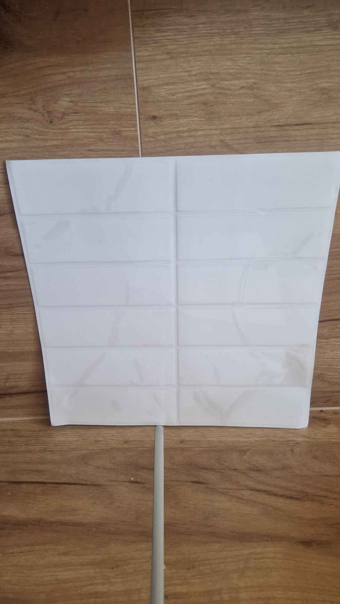 Panele ścienne 3D samoprzylepne Art3d białe 30,5 × 30,5 cm – zestaw 10 szt.