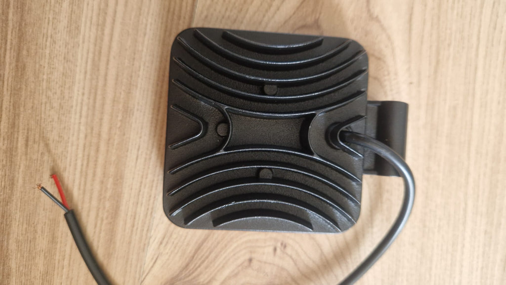 4x Lampa robocza LED, 12-30V, model 48-S-MINI, (Uwaga! Jeden defekt)