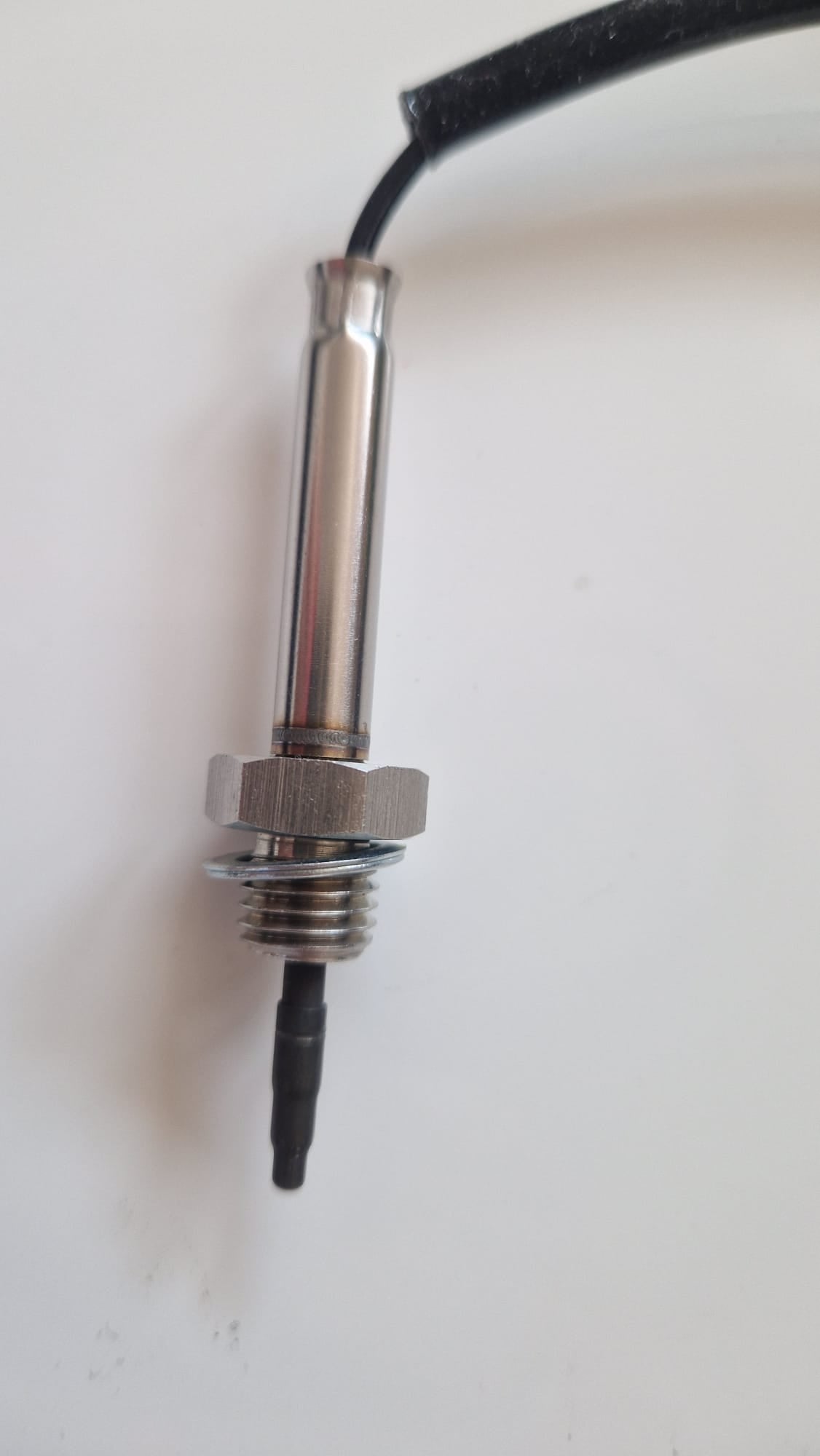 Czujnik temperatury EGR AGR BMW 13627811913 nowy AMRXUTS