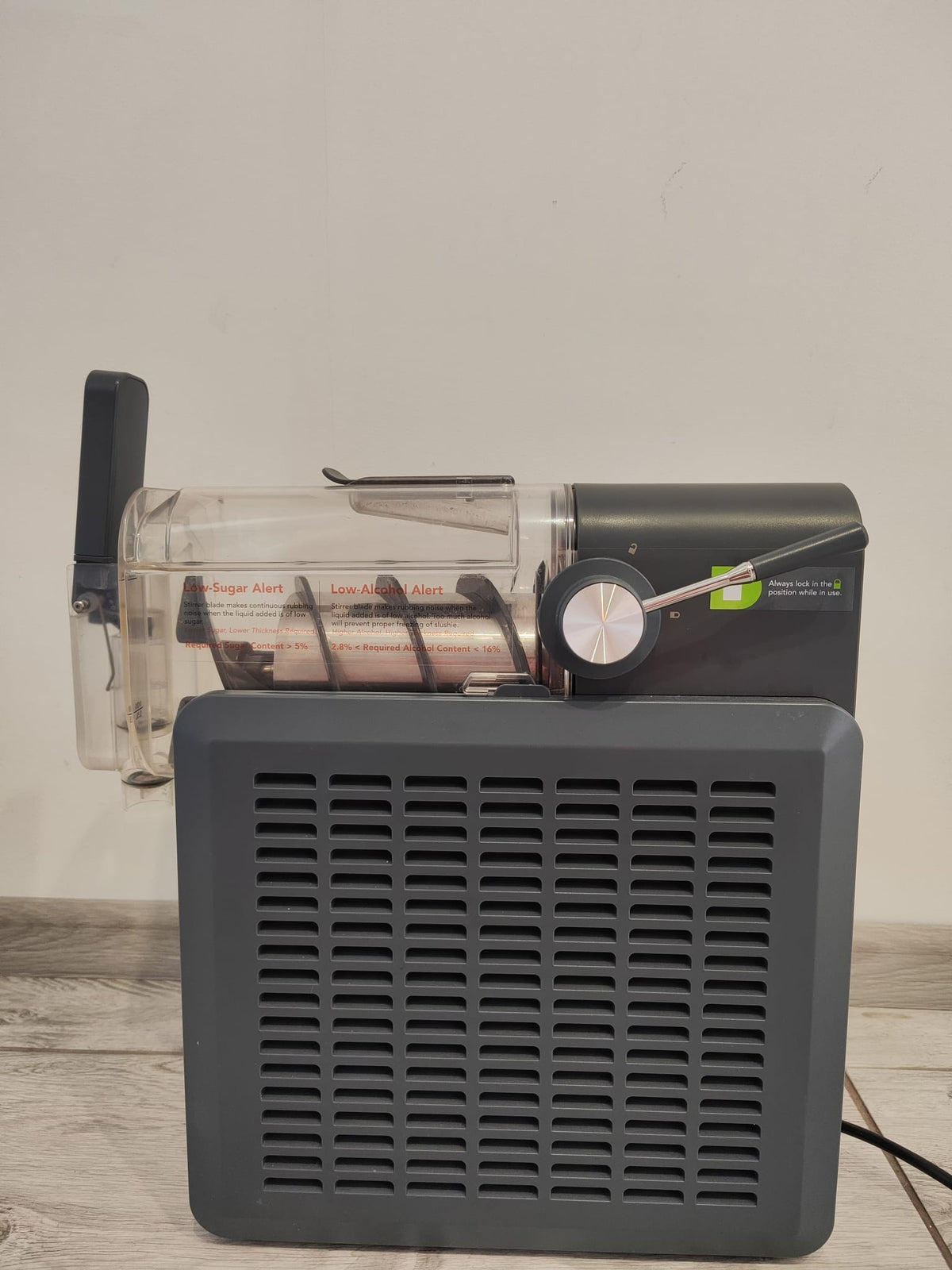 Inoviva Slushie Machine S2.2 urządzenie do mrożonych napojów, 2,6 l